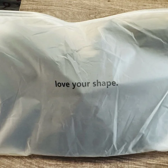 Black and Cream Women's Intimates Set,Bras! Set of 2! - Picture 8 of 8